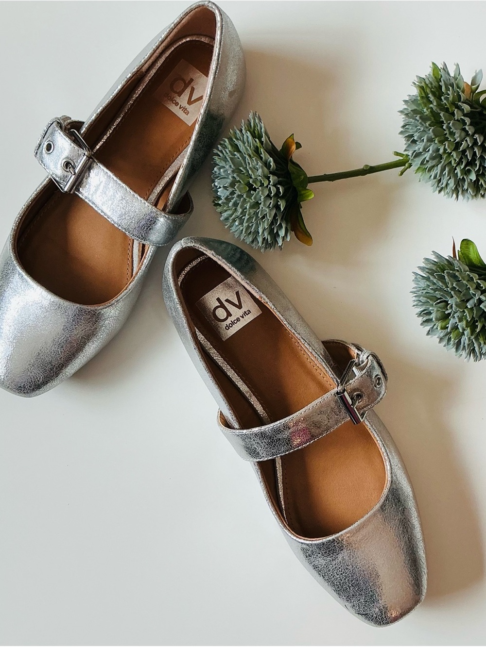 DV Marcello Maryjane Flats Sz 8